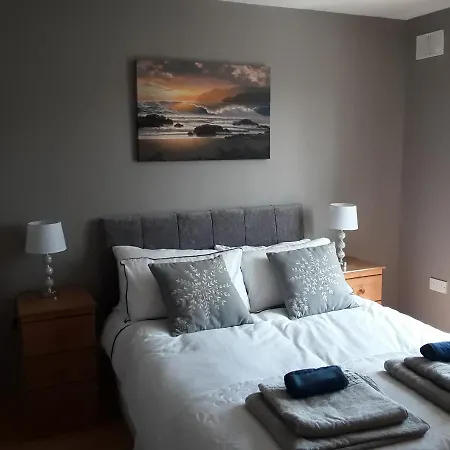Manor Holiday Home-sleeps 8 * Manorhamilton