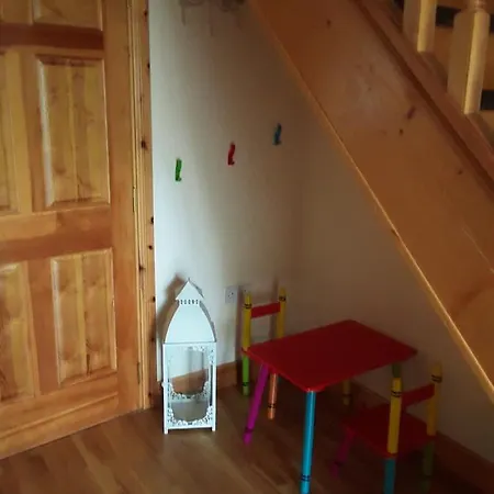 Manor Holiday Home-sleeps 8 * Manorhamilton