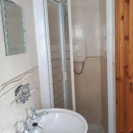Manor Holiday Home-sleeps 8 Holiday home Manorhamilton